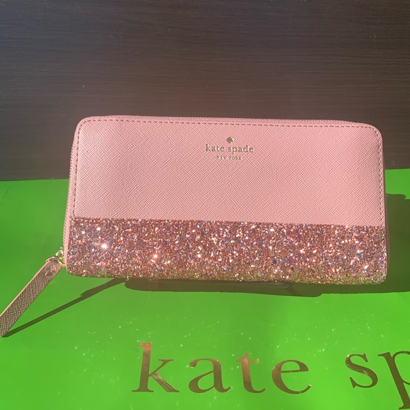 Kate Spade Neda Greta Court Zip Wallet - Picture 4 of 8
